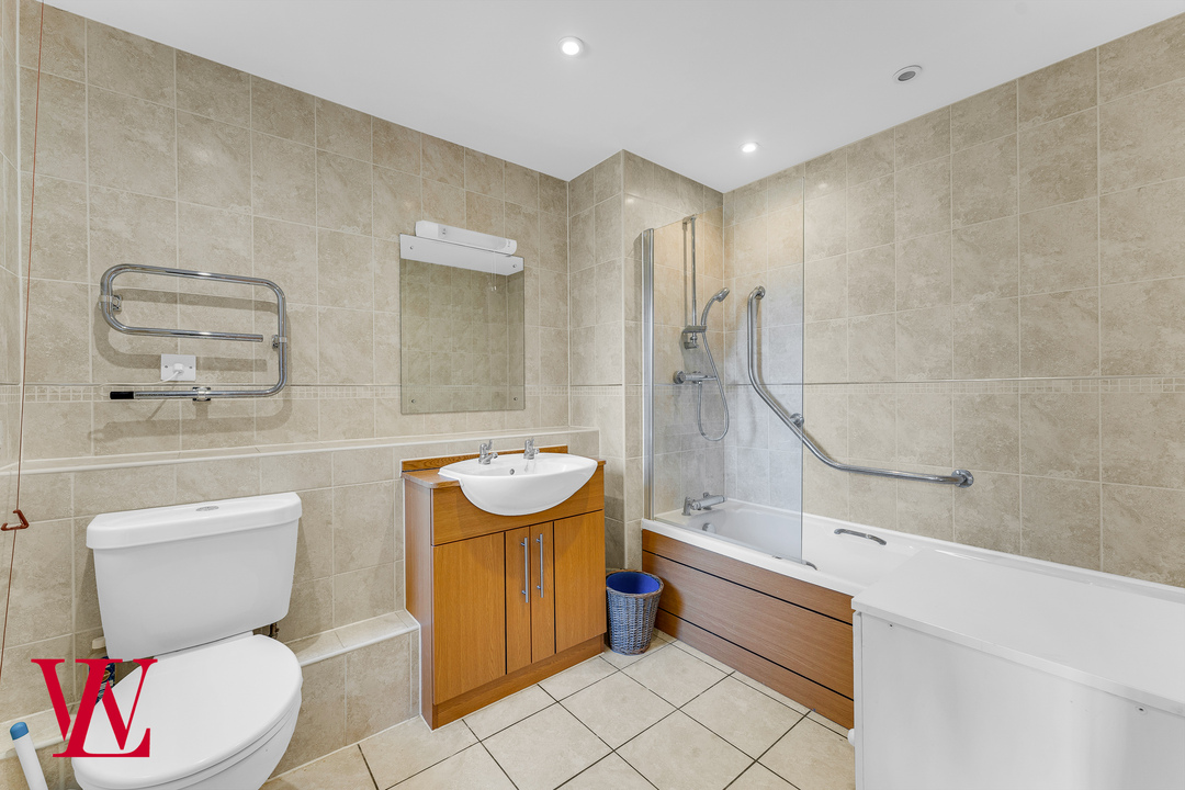 2 bed apartment for sale in Waggoners Court, Legions Way, Bishop's Stortford, Hertfordshire 7