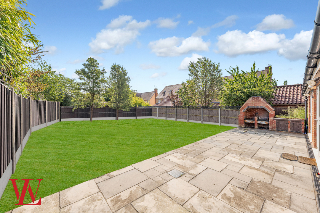 5 bed detached house for sale in Tyler Avenue, Dunmow  - Property Image 26