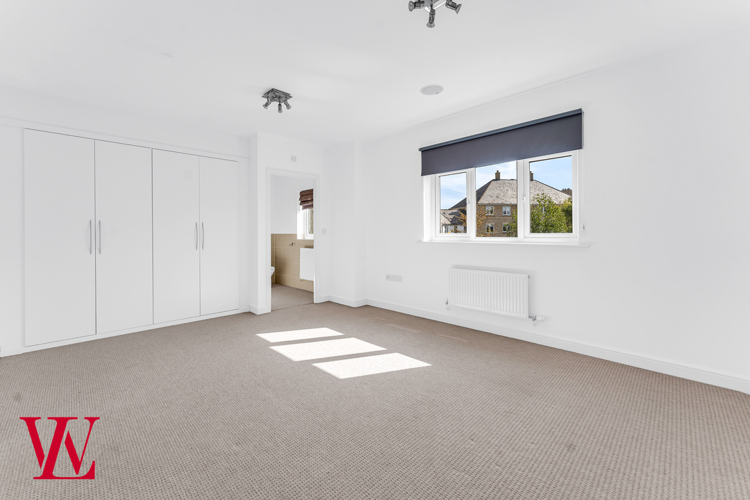 5 bed detached house for sale in Tyler Avenue, Dunmow  - Property Image 18