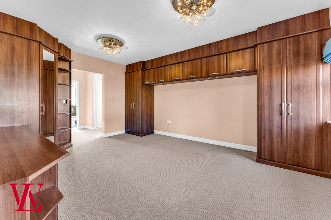 5 bed detached house for sale in Tyler Avenue, Dunmow  - Property Image 14