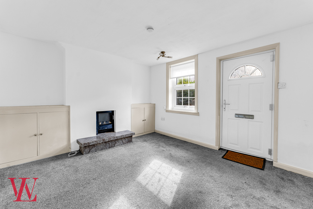 2 bed end of terrace house to rent in Apton Road, Bishop’s Stortford  - Property Image 2