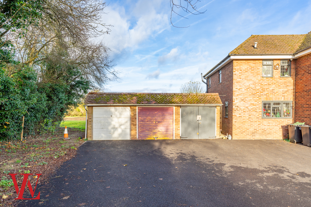 3 bed terraced house for sale in The Street, Bishop's Stortford  - Property Image 21