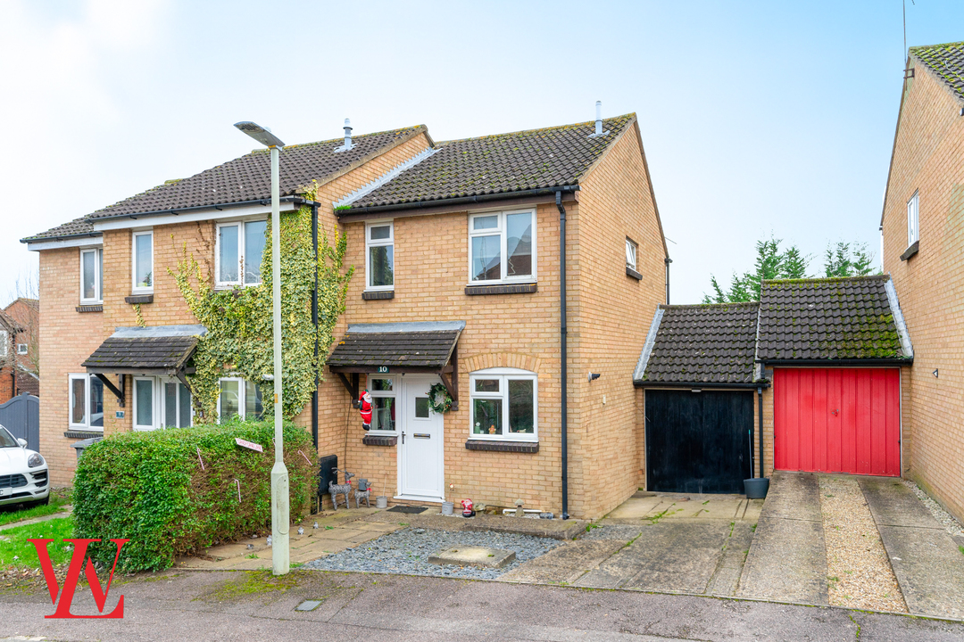 2 bed semi-detached house for sale in Irving Close, Bishop's Stortford  - Property Image 1