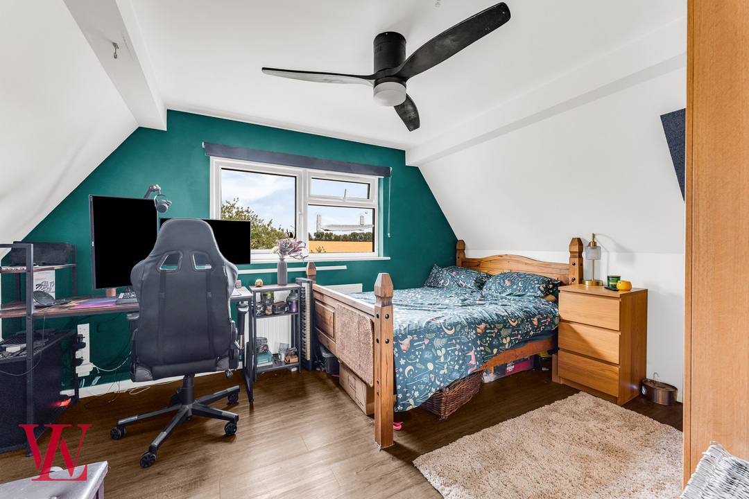 5 bed link detached house for sale in Morning Side, Cannons Lane, Hatfield Broad Oak, Bishop's Stortford, Hertfordshire 17