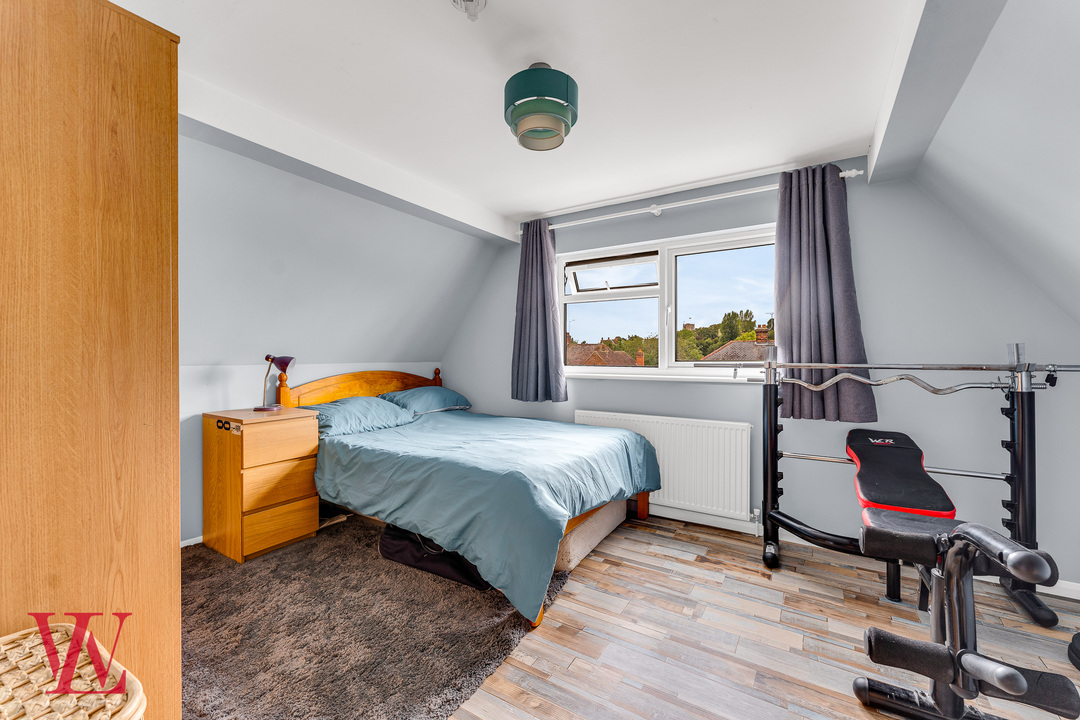 5 bed link detached house for sale in Morning Side, Cannons Lane, Hatfield Broad Oak, Bishop's Stortford, Hertfordshire 15