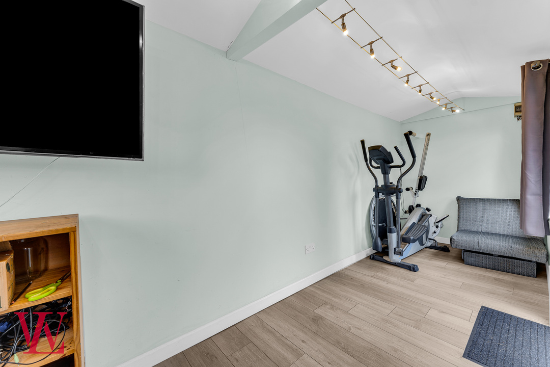 5 bed link detached house for sale in Morning Side, Cannons Lane, Hatfield Broad Oak, Bishop's Stortford, Hertfordshire 22