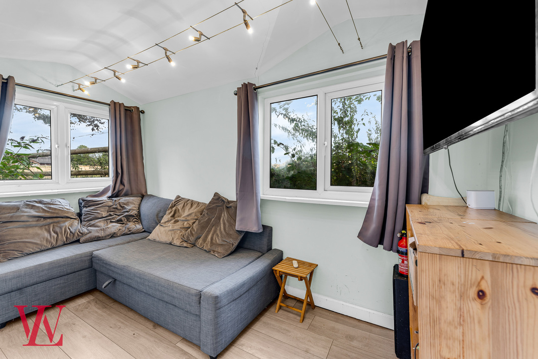 5 bed link detached house for sale in Morning Side, Cannons Lane, Hatfield Broad Oak, Bishop's Stortford, Hertfordshire  - Property Image 24