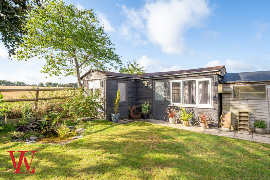 5 bed link detached house for sale in Morning Side, Cannons Lane, Hatfield Broad Oak, Bishop's Stortford, Hertfordshire  - Property Image 31