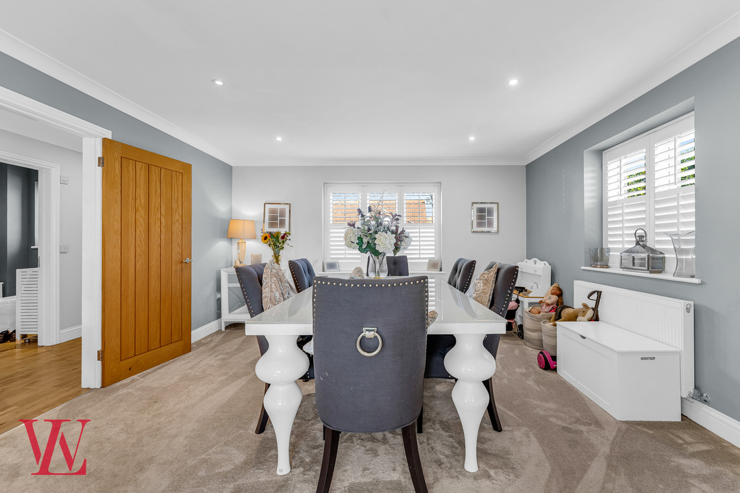 4 bed semi-detached house for sale in Major Oak, Robin Hood Road, Elsenham, Bishop's Stortford, Hertfordshire  - Property Image 6