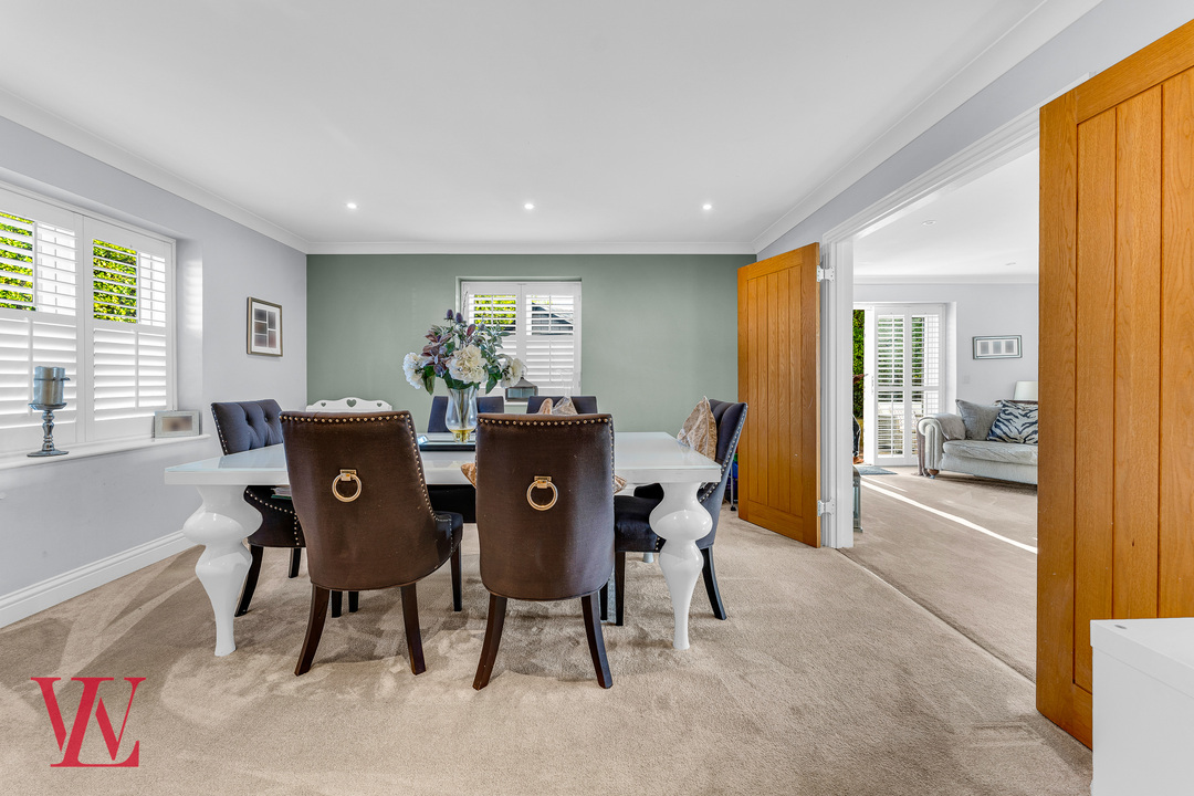 4 bed semi-detached house for sale in Major Oak, Robin Hood Road, Elsenham, Bishop's Stortford, Hertfordshire  - Property Image 4