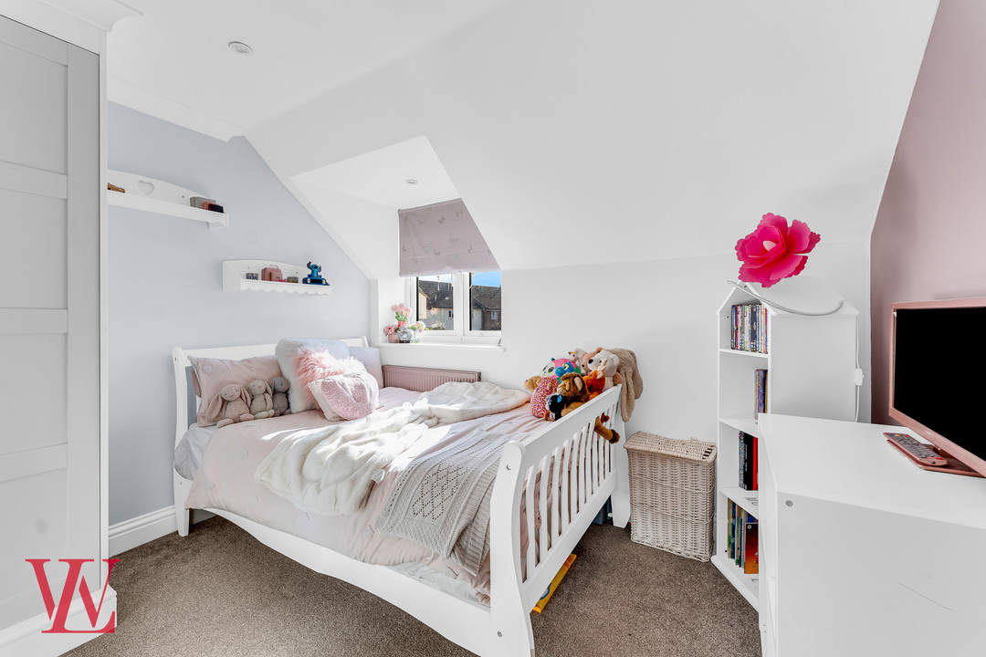 4 bed semi-detached house for sale in Major Oak, Robin Hood Road, Elsenham, Bishop's Stortford, Hertfordshire  - Property Image 19