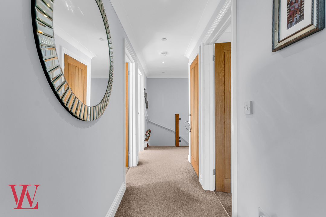 4 bed semi-detached house for sale in Major Oak, Robin Hood Road, Elsenham, Bishop's Stortford, Hertfordshire  - Property Image 11