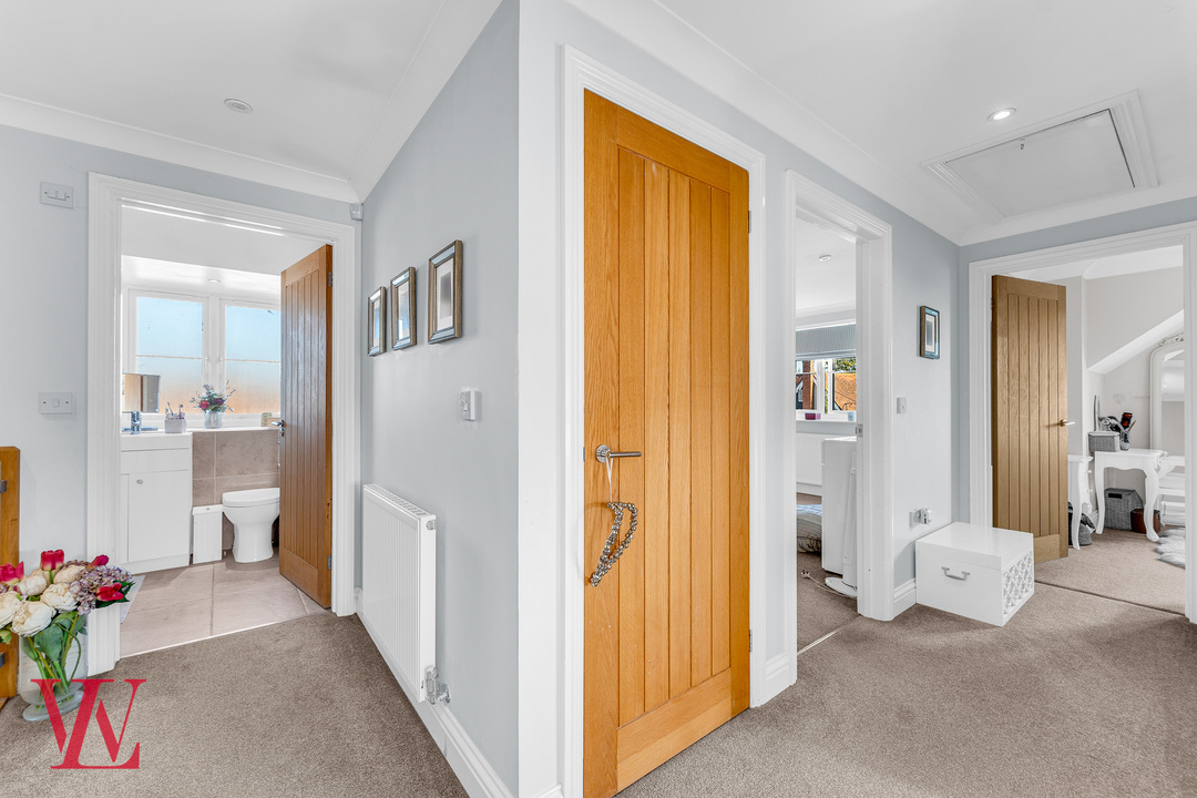 4 bed semi-detached house for sale in Major Oak, Robin Hood Road, Elsenham, Bishop's Stortford, Hertfordshire  - Property Image 12