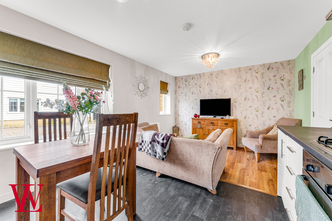 1 bed maisonette for sale in Ramsey Drive, Dunmow  - Property Image 9