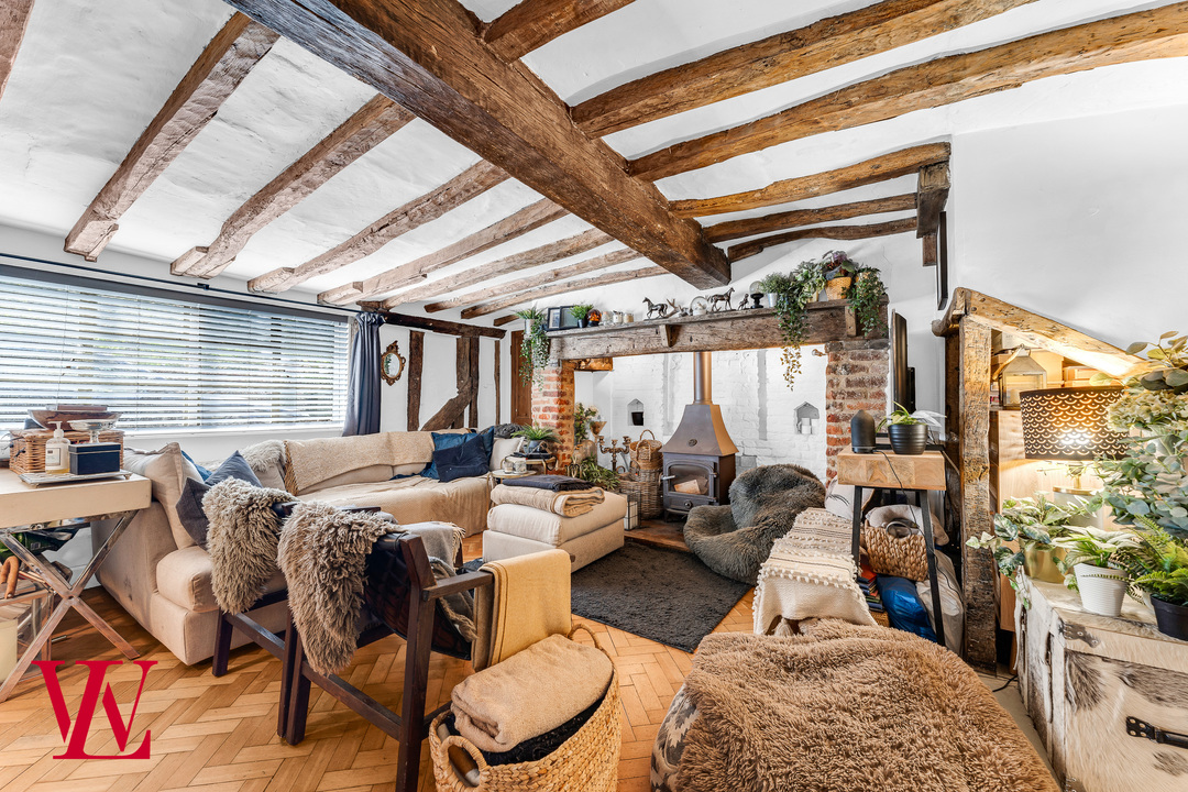 3 bed cottage for sale in The Endway, Dunmow  - Property Image 6