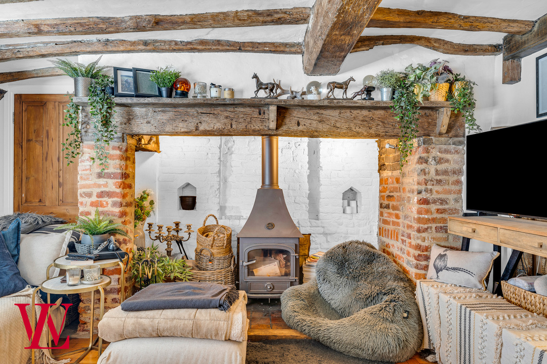 3 bed cottage for sale in The Endway, Dunmow  - Property Image 4