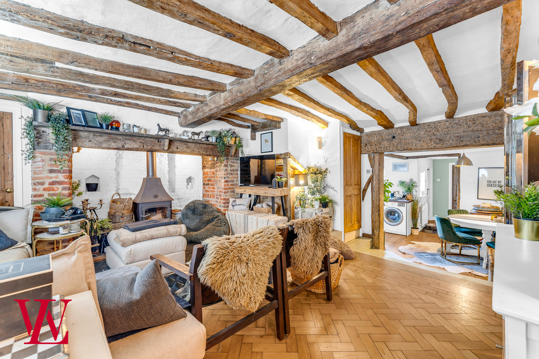 3 bed cottage for sale in The Endway, Dunmow  - Property Image 3