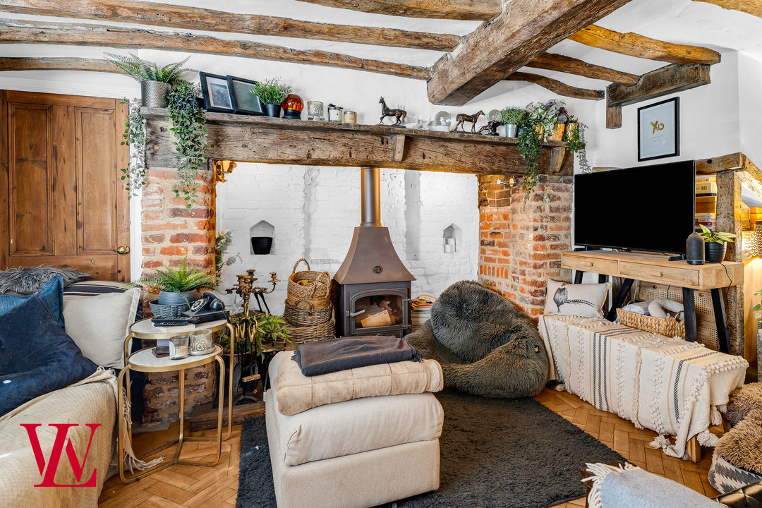 3 bed cottage for sale in The Endway, Dunmow  - Property Image 5