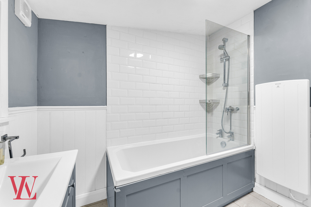 3 bed cottage for sale in The Endway, Great Easton, Dunmow, Essex  - Property Image 15