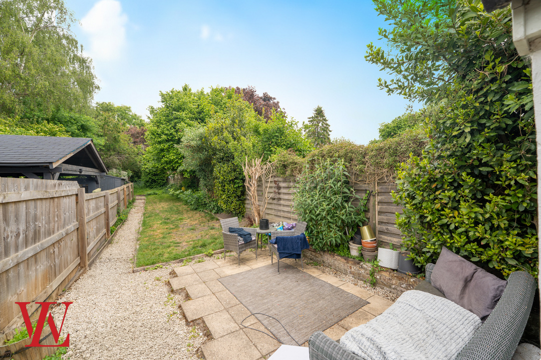 3 bed cottage for sale in The Endway, Great Easton, Dunmow, Essex  - Property Image 16