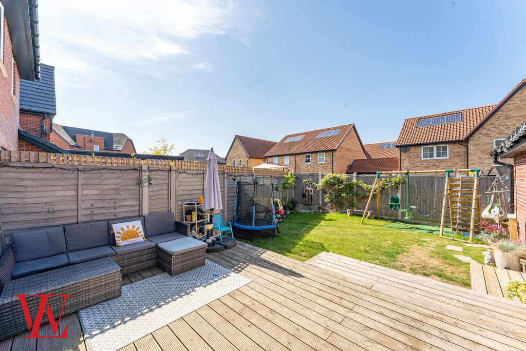 3 bed semi-detached house for sale in Barley Way, Bishop's Stortford  - Property Image 13