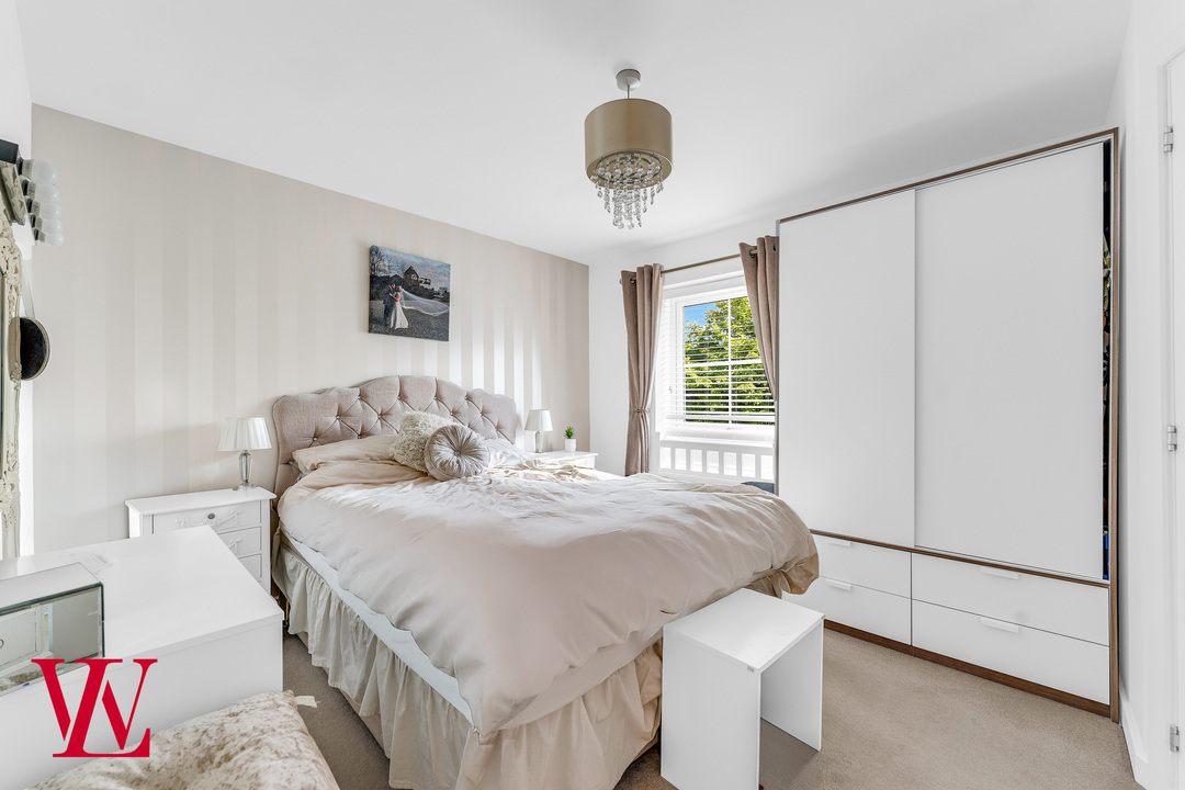 3 bed semi-detached house for sale in Barley Way, Bishop's Stortford  - Property Image 7