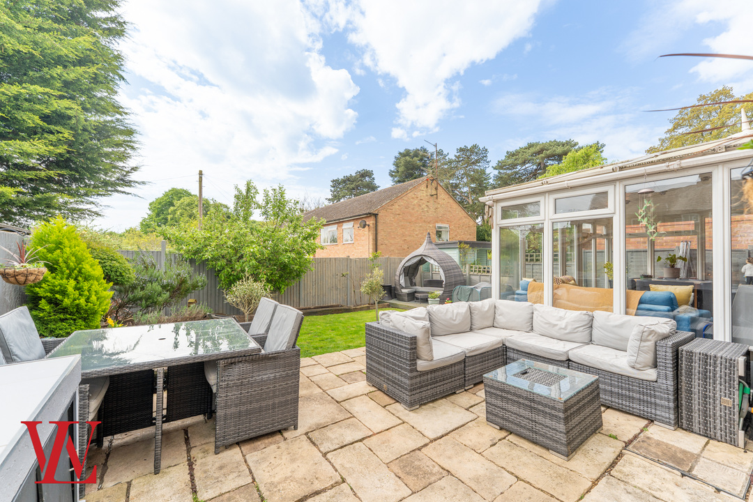 4 bed semi-detached house for sale in Nursery Close, Bishop's Stortford  - Property Image 23