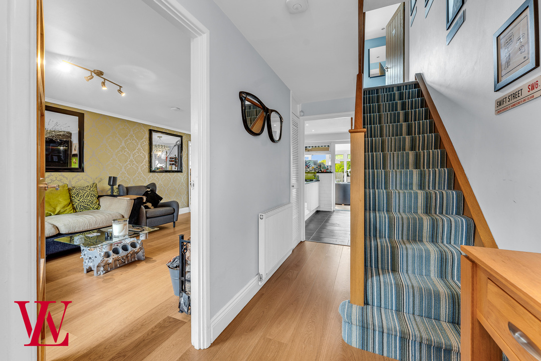 4 bed semi-detached house for sale in Nursery Close, Bishop's Stortford  - Property Image 9