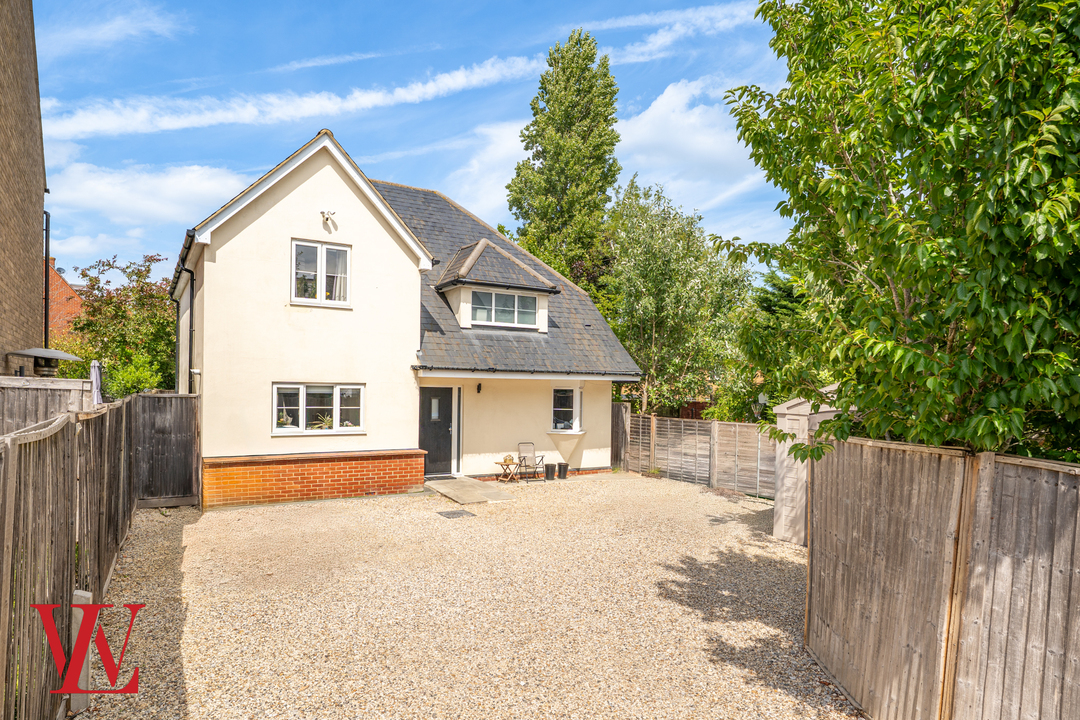 4 bed detached house for sale in Dunmow Road, Bishop's Stortford  - Property Image 1
