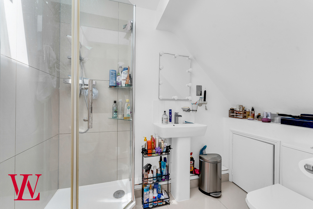 4 bed detached house for sale in Dunmow Road, Bishop's Stortford  - Property Image 15