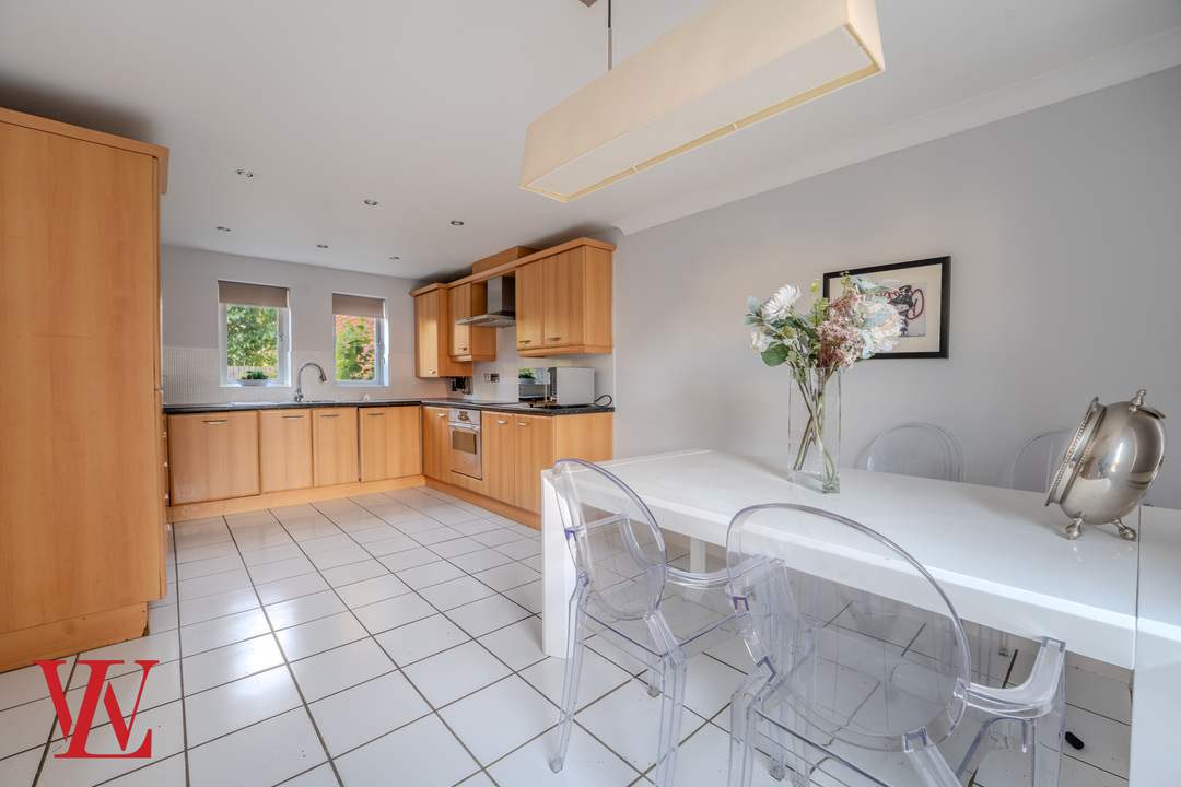 4 bed terraced house for sale in Cavell Drive, Bishop's Stortford, Hertfordshire  - Property Image 1