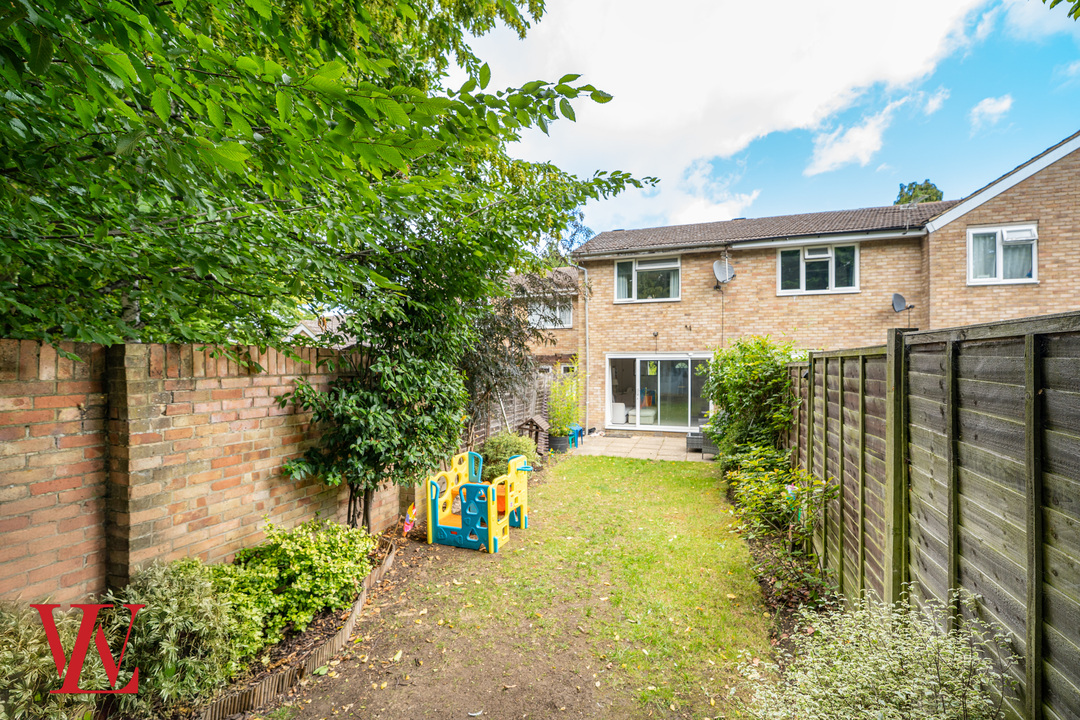 2 bed terraced house for sale in Appleton Fields, Bishop's Stortford, Hertfordshire  - Property Image 14