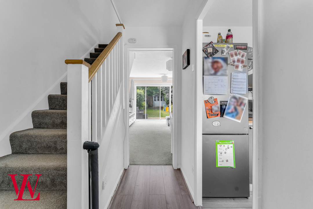 2 bed terraced house for sale in Appleton Fields, Bishop's Stortford, Hertfordshire  - Property Image 6