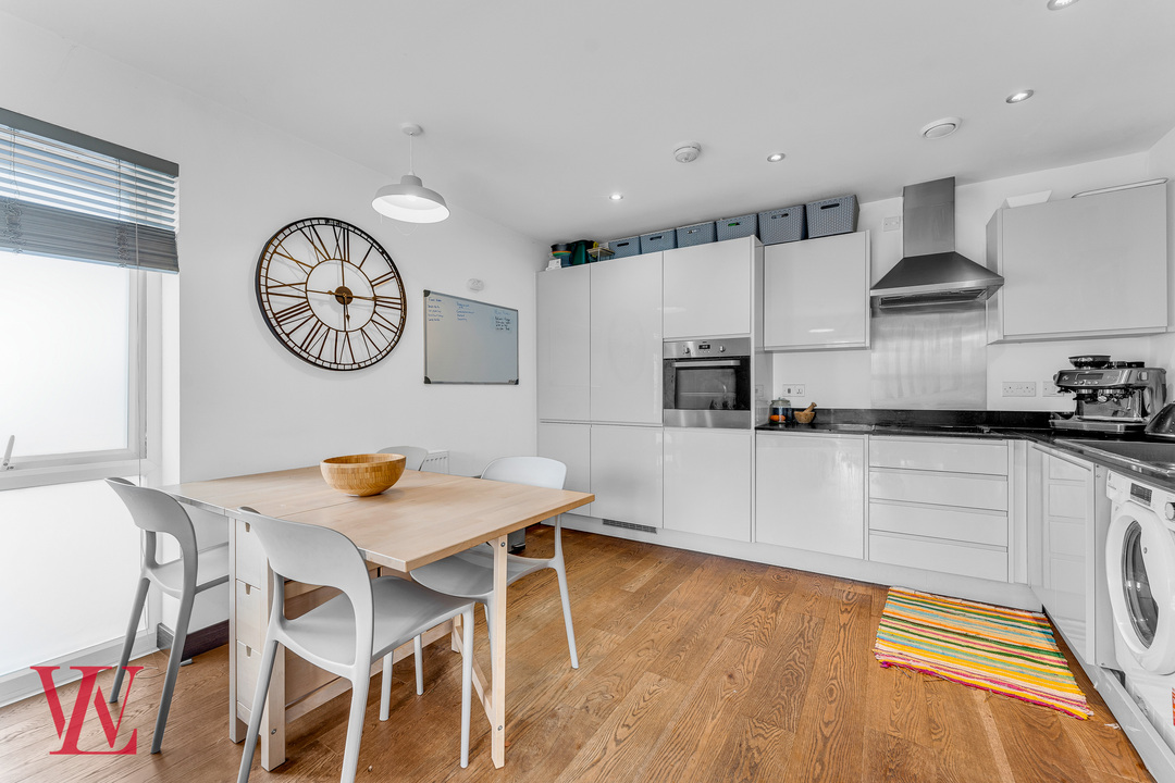 2 bed apartment for sale in River View, Bishop's Stortford, Hertfordshire  - Property Image 4