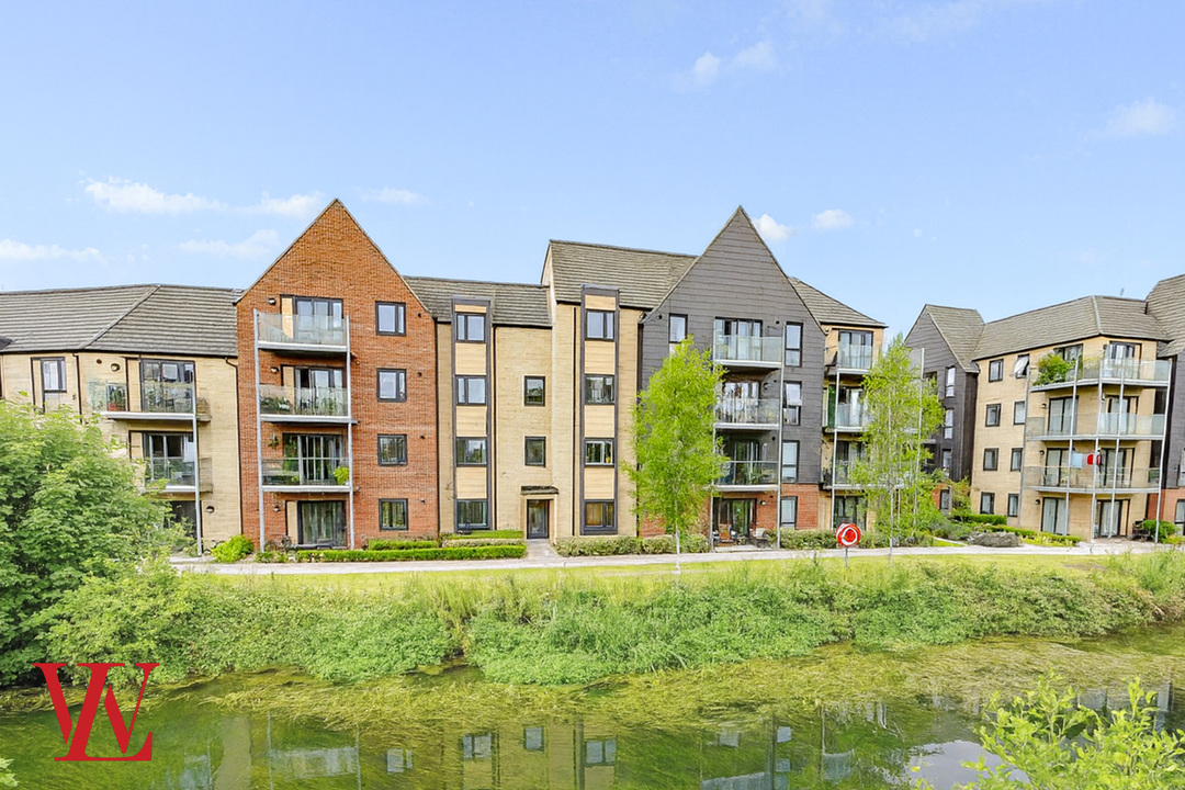 2 bed apartment for sale in River View, Bishop's Stortford, Hertfordshire  - Property Image 13