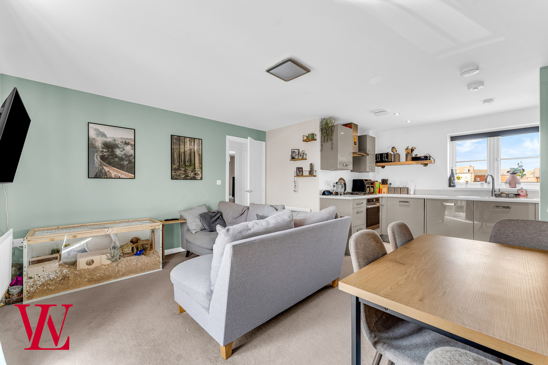 2 bed for sale in Newland Avenue, Bishop's Stortford  - Property Image 2