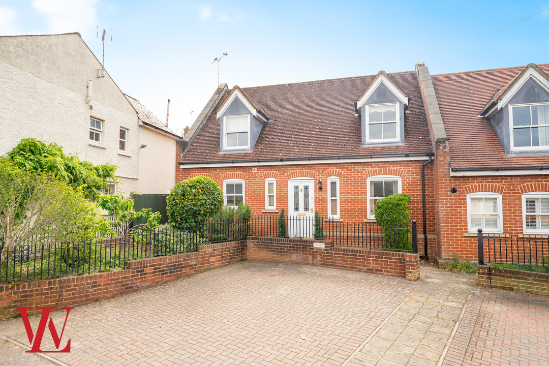 3 bed semi-detached house for sale in Tuckers Row, Bishop's Stortford, CM23