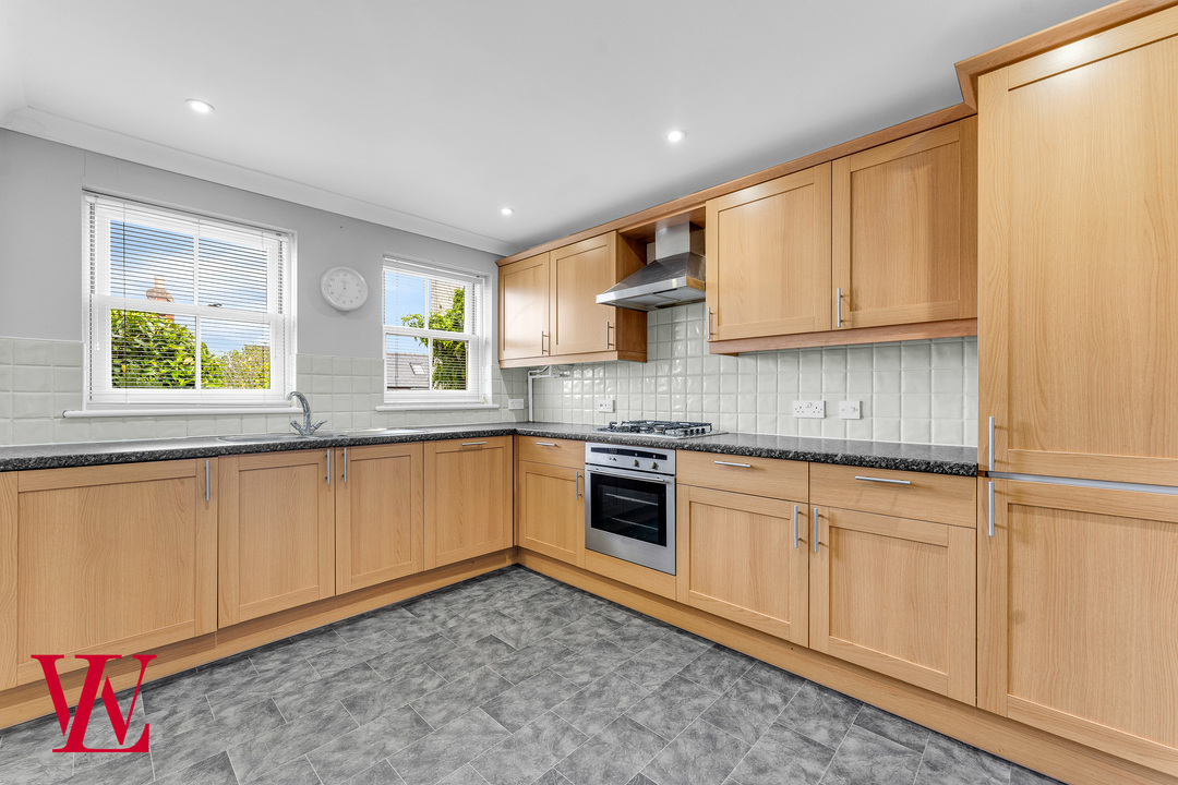 3 bed semi-detached house for sale in Tuckers Row, Bishop's Stortford  - Property Image 3