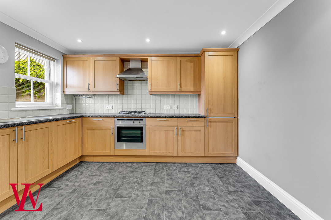 3 bed semi-detached house for sale in Tuckers Row, Bishop's Stortford  - Property Image 5