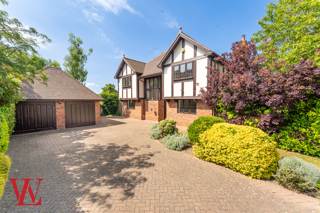 5 bed detached house to rent in Maze Green Heights, Bishop's Stortford  - Property Image 1