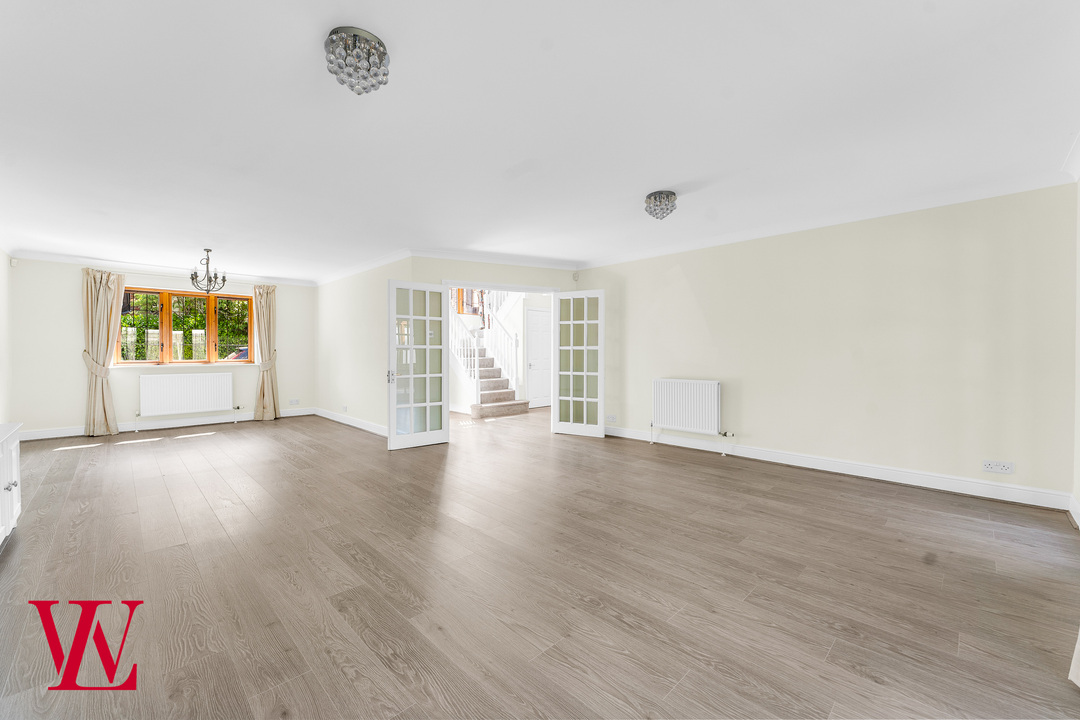5 bed detached house to rent in Maze Green Heights, Bishop's Stortford  - Property Image 3