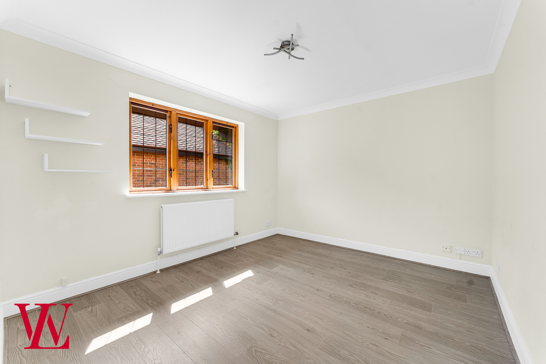 5 bed detached house to rent in Maze Green Heights, Bishop's Stortford  - Property Image 12