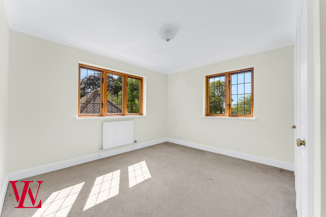 5 bed detached house to rent in Maze Green Heights, Bishop's Stortford  - Property Image 18