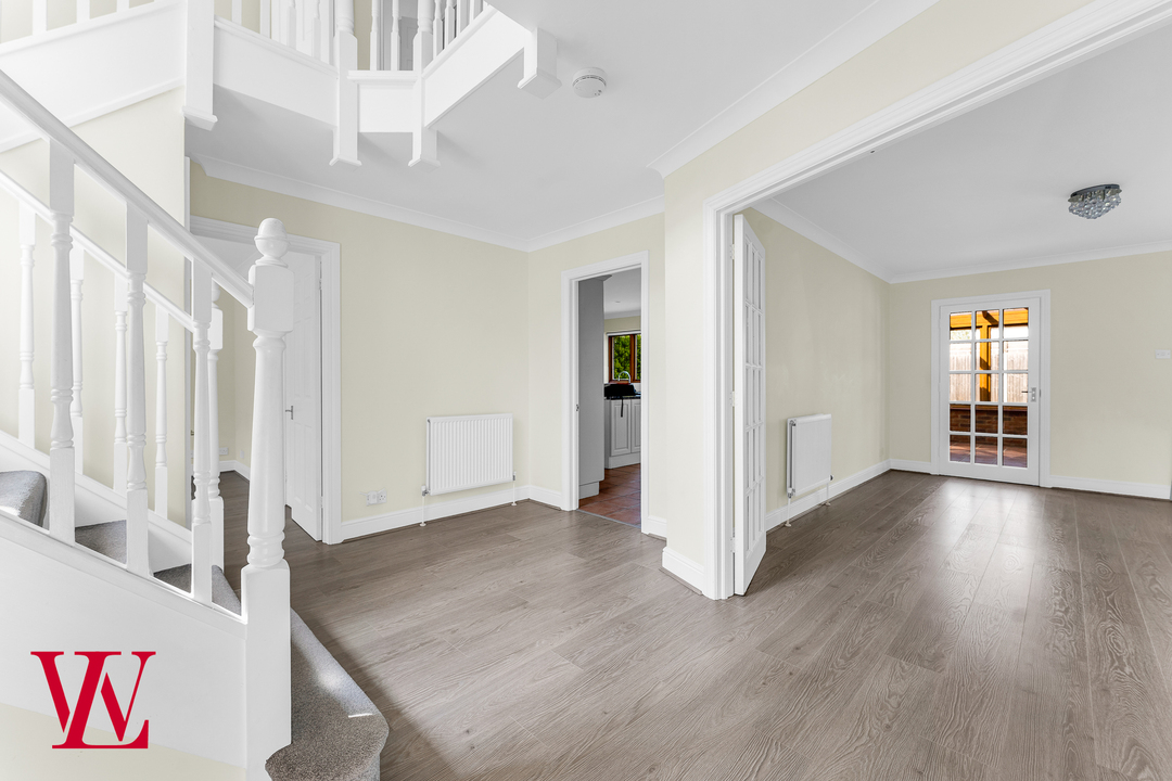 5 bed detached house to rent in Maze Green Heights, Bishop's Stortford  - Property Image 6