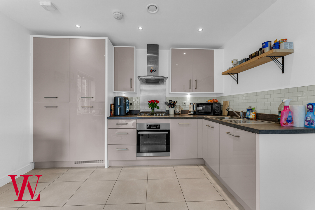 1 bed apartment for sale in South Street, Bishop's Stortford  - Property Image 10