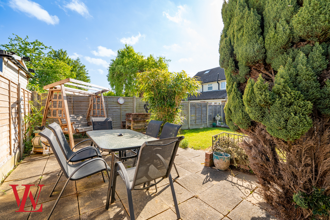 4 bed semi-detached house for sale in Audrey Gardens, Bishop's Stortford, Hertfordshire 19