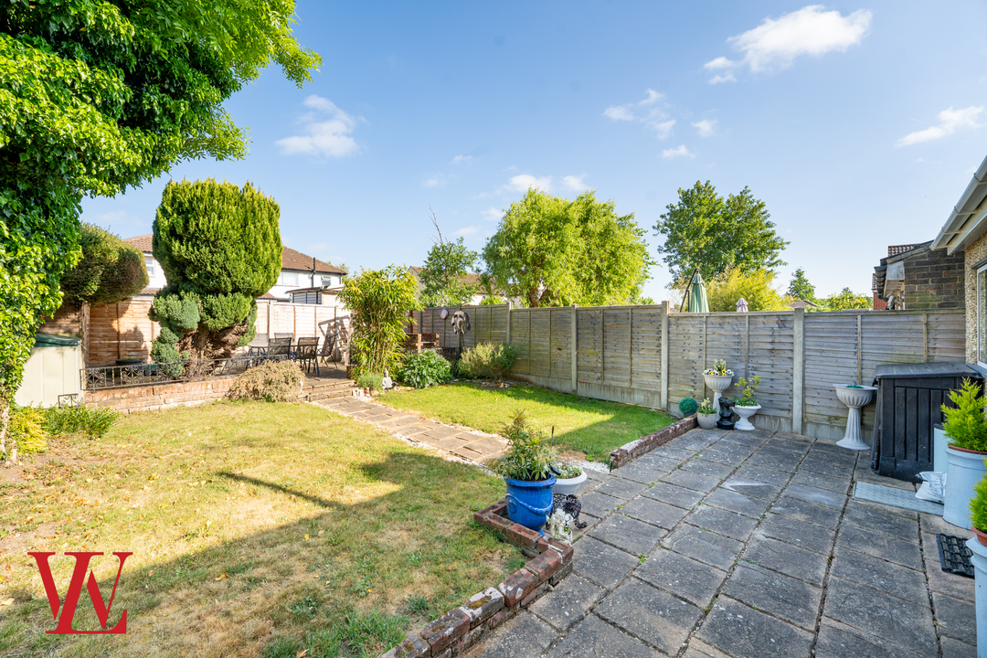 4 bed semi-detached house for sale in Audrey Gardens, Bishop's Stortford  - Property Image 21