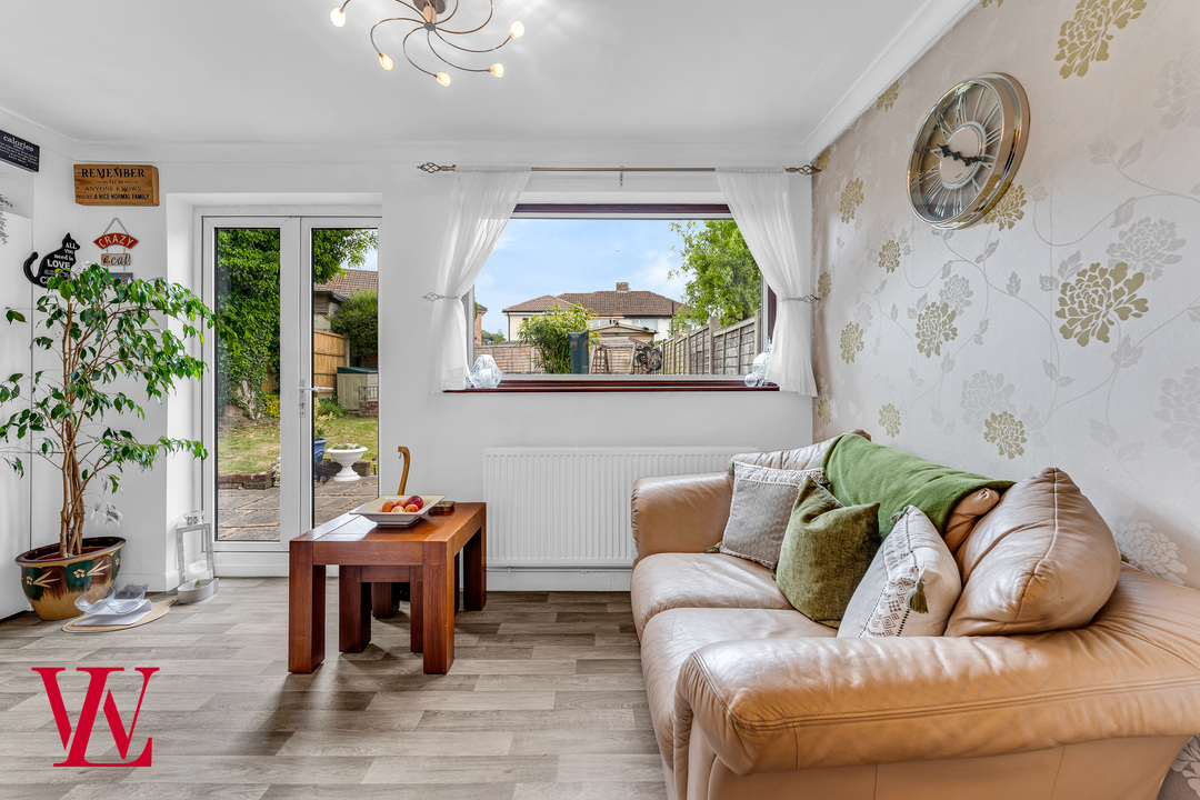 4 bed semi-detached house for sale in Audrey Gardens, Bishop's Stortford, Hertfordshire 10