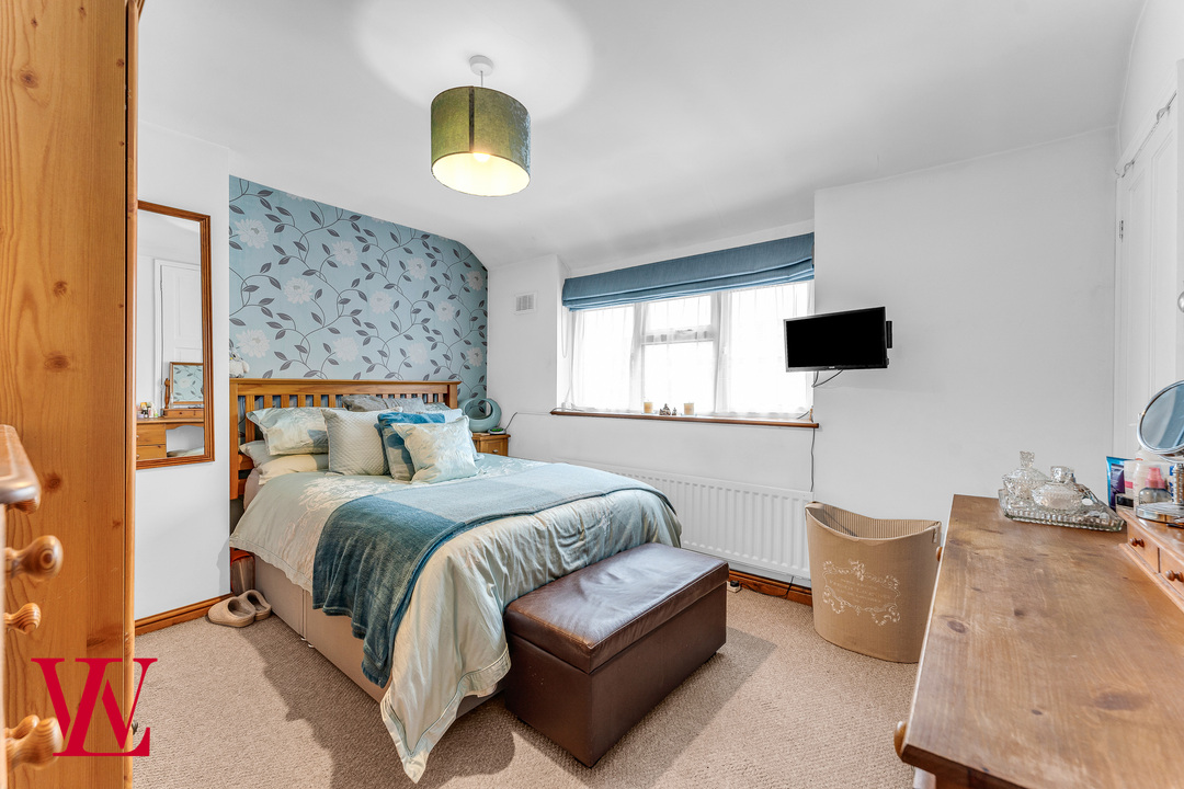 4 bed semi-detached house for sale in Audrey Gardens, Bishop's Stortford  - Property Image 13