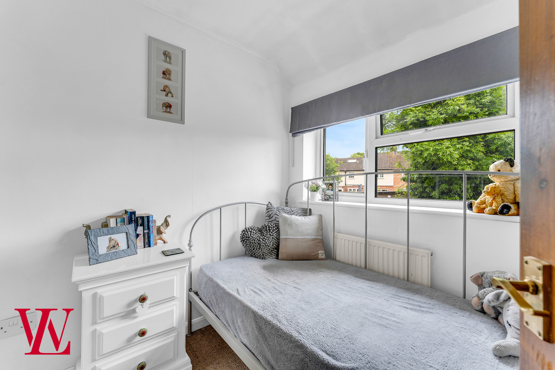 4 bed semi-detached house for sale in Audrey Gardens, Bishop's Stortford, Hertfordshire 16